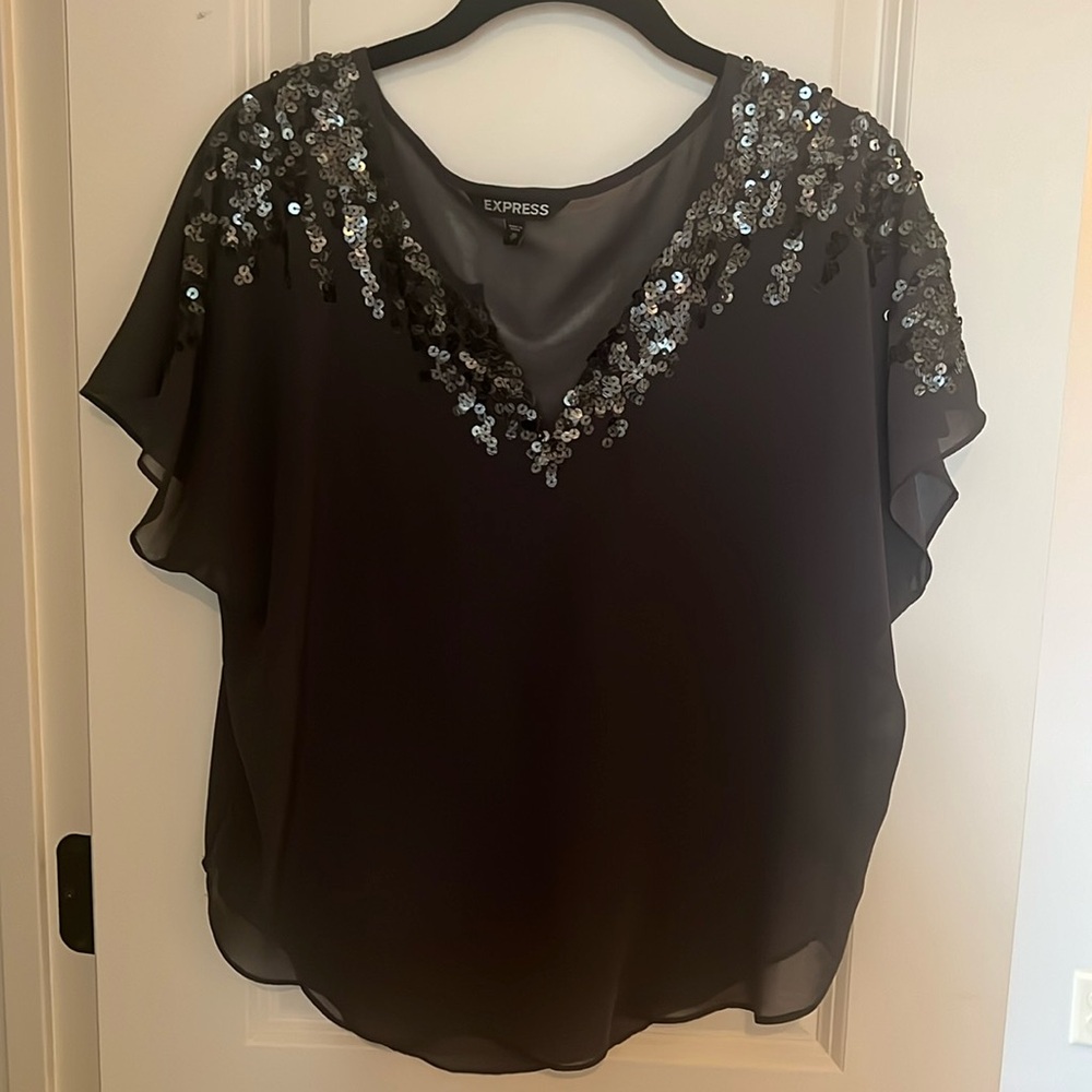 EXPRESS XS gray sequin top